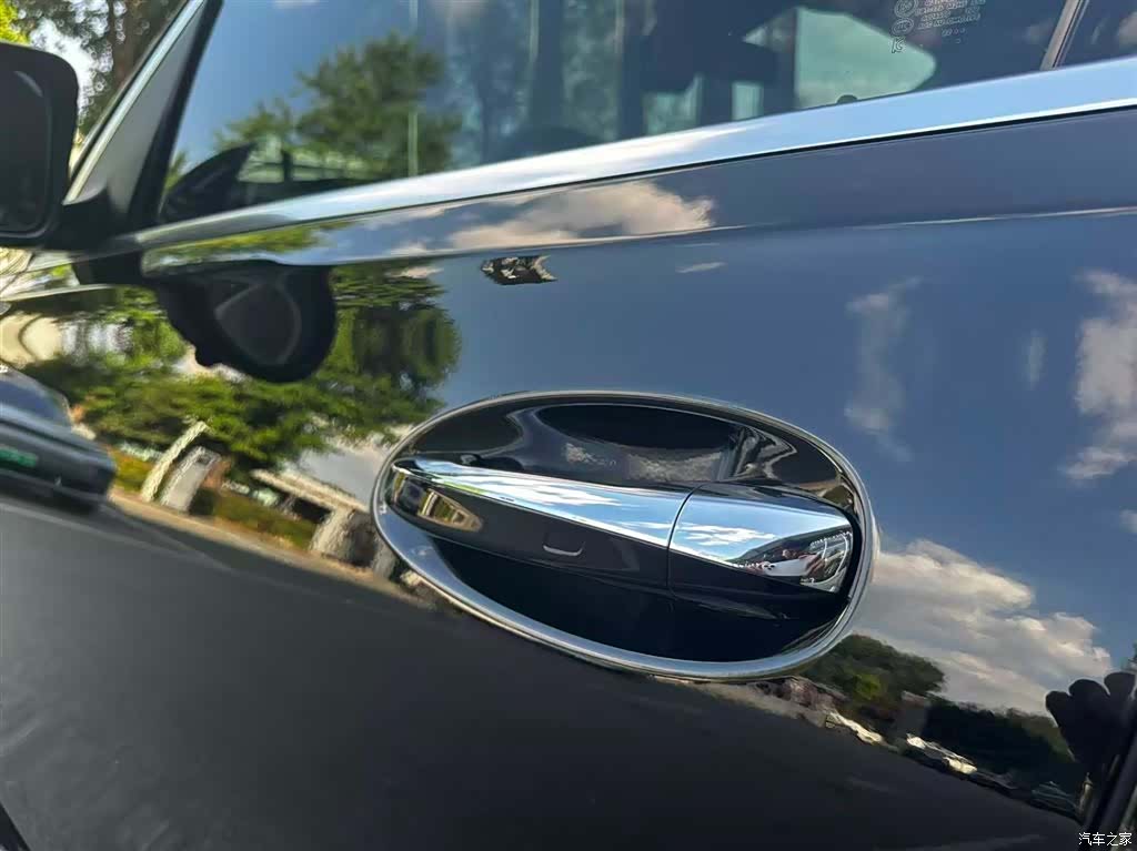 Mercedes-Benz GLE, 2023 12