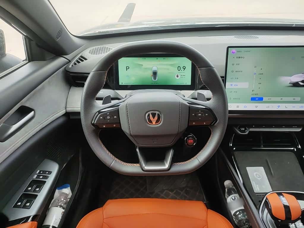Changan UNI-V, 2025 7