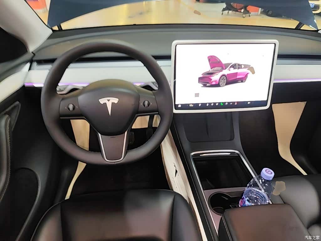 Tesla Model Y, 2024 11
