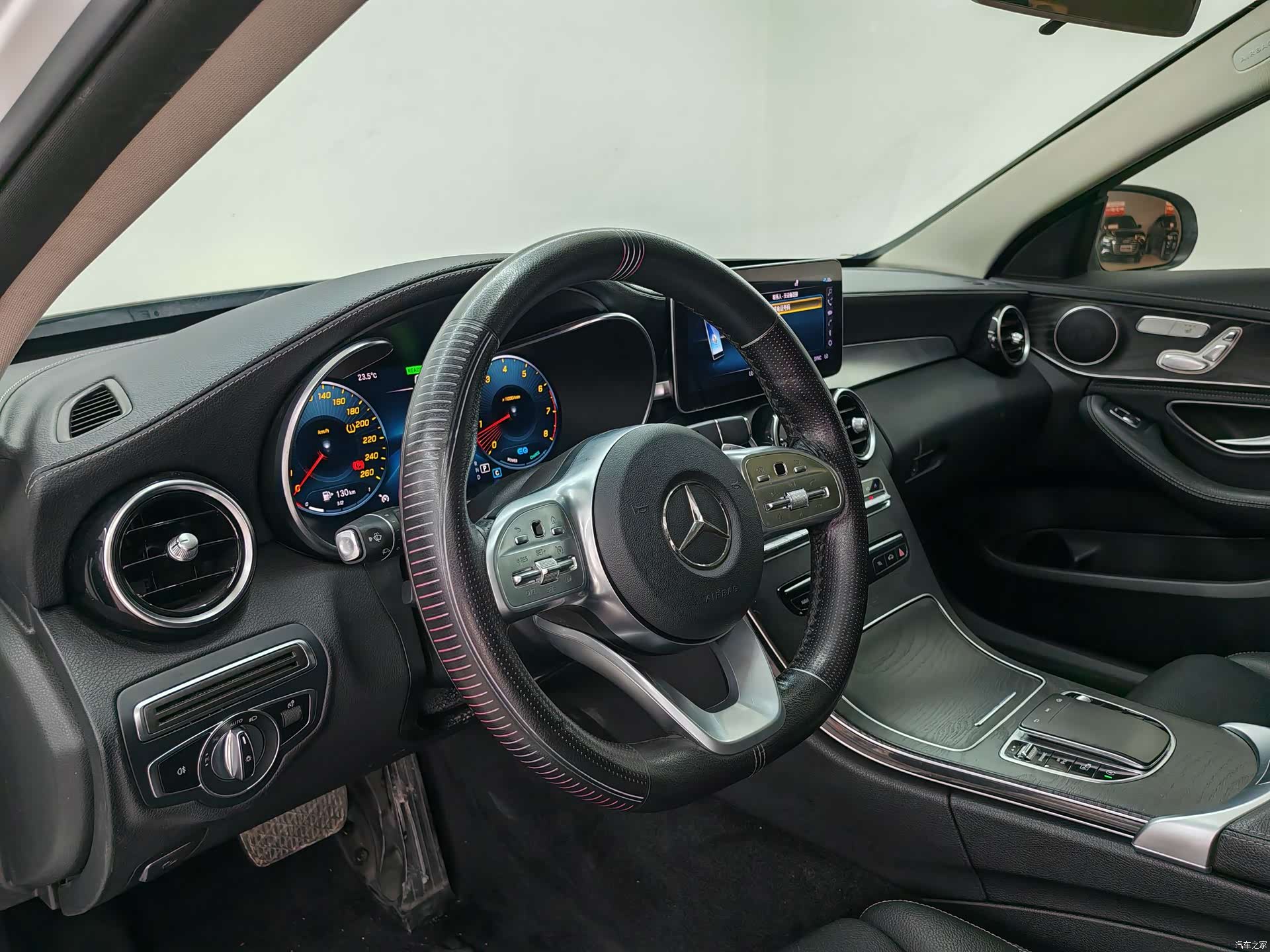 Mercedes-Benz C-Class, 2019 10