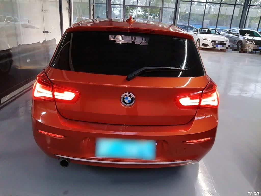 BMW 1 Series, 2017 все фото