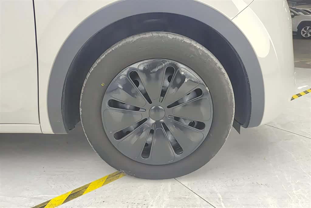Wuling Bingo, 2024 6