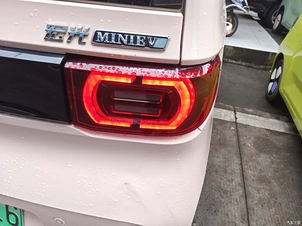 Wuling MINIEV, 2022 24