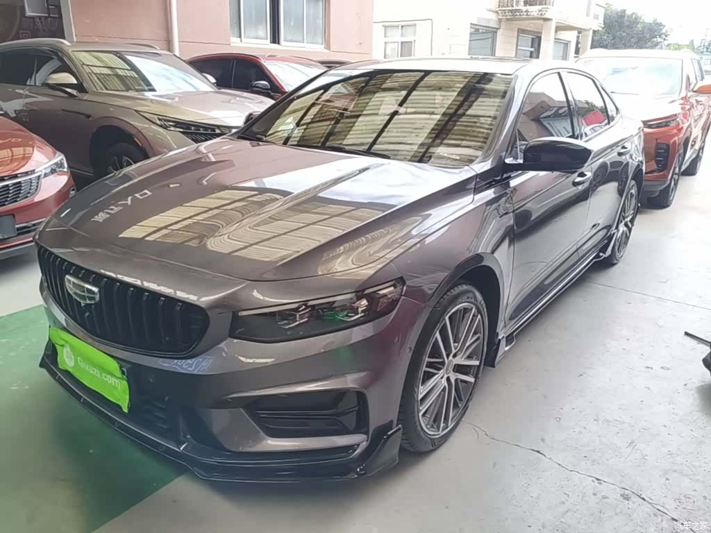 Geely Preface, 2025 1