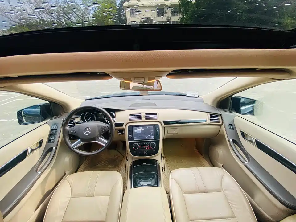 Mercedes-Benz R-class