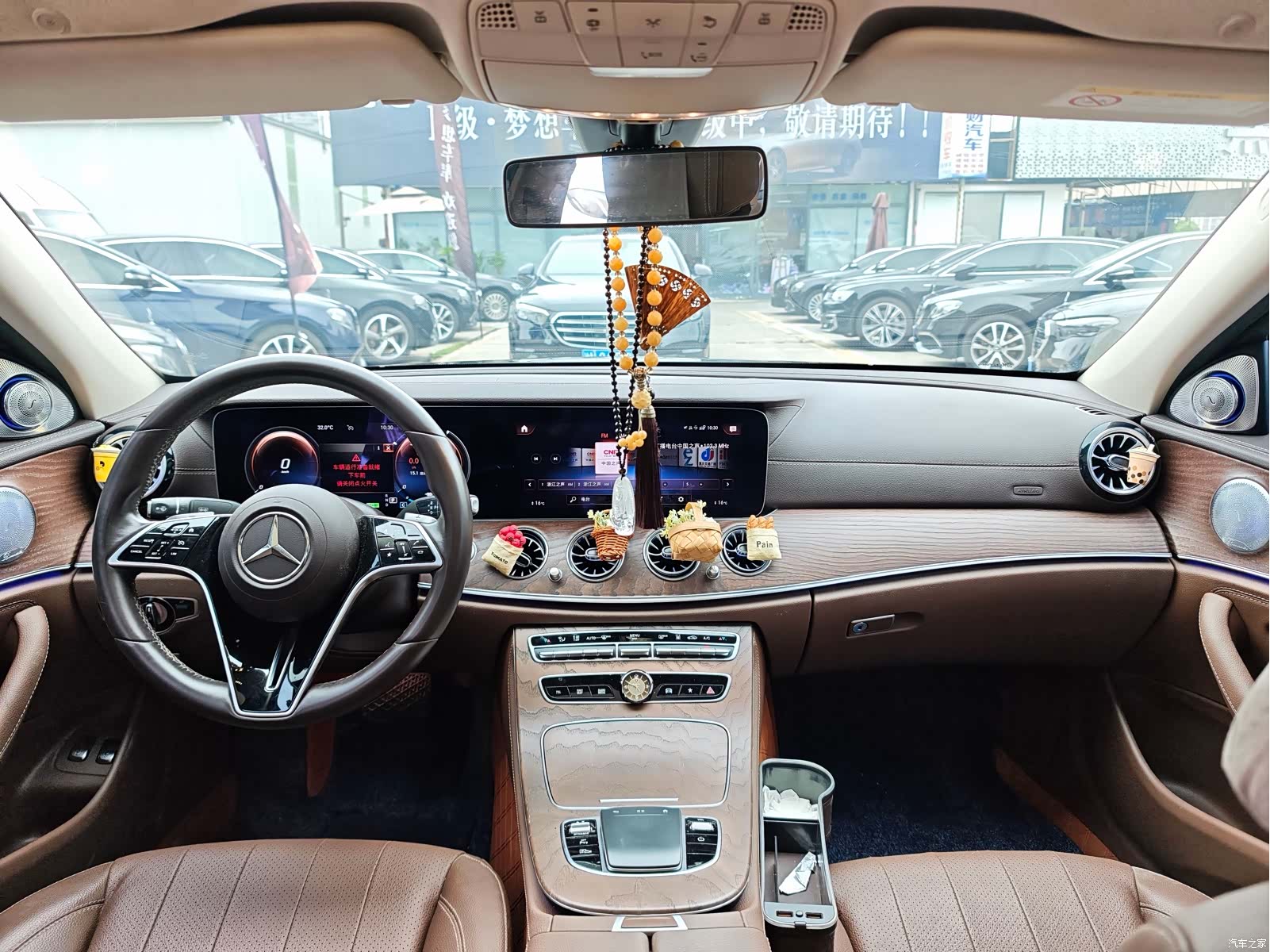 Mercedes-Benz E-Class, 2021 8
