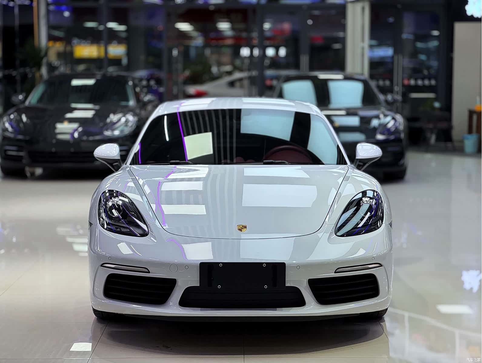 Porsche Cayman, 2019 2
