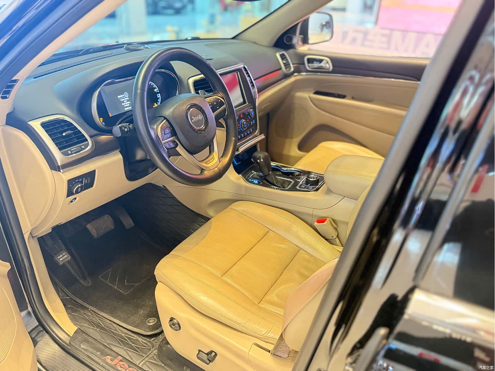 Jeep Grand Cherokee, 2019 8