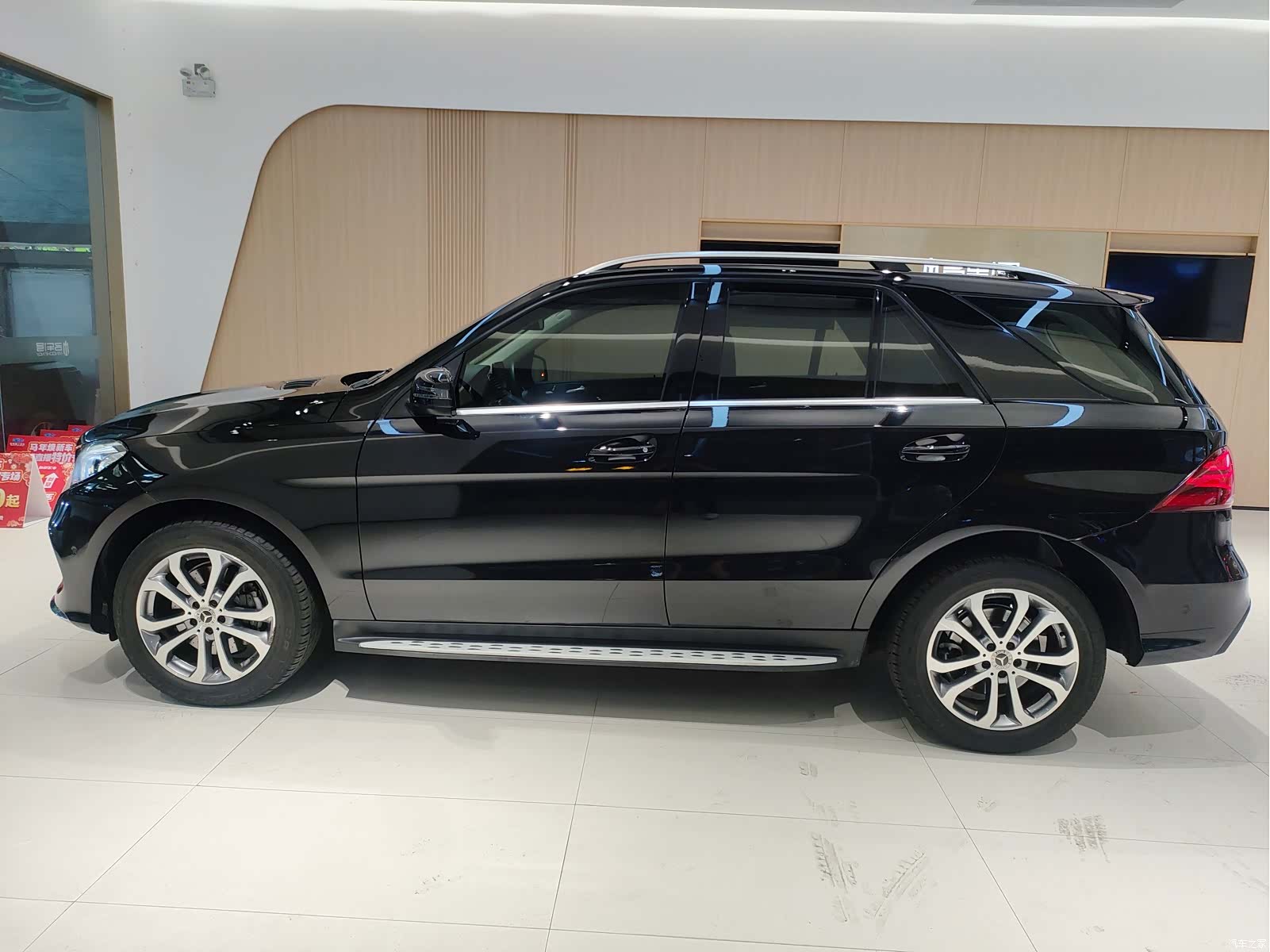 Mercedes-Benz GLE, 2017 4