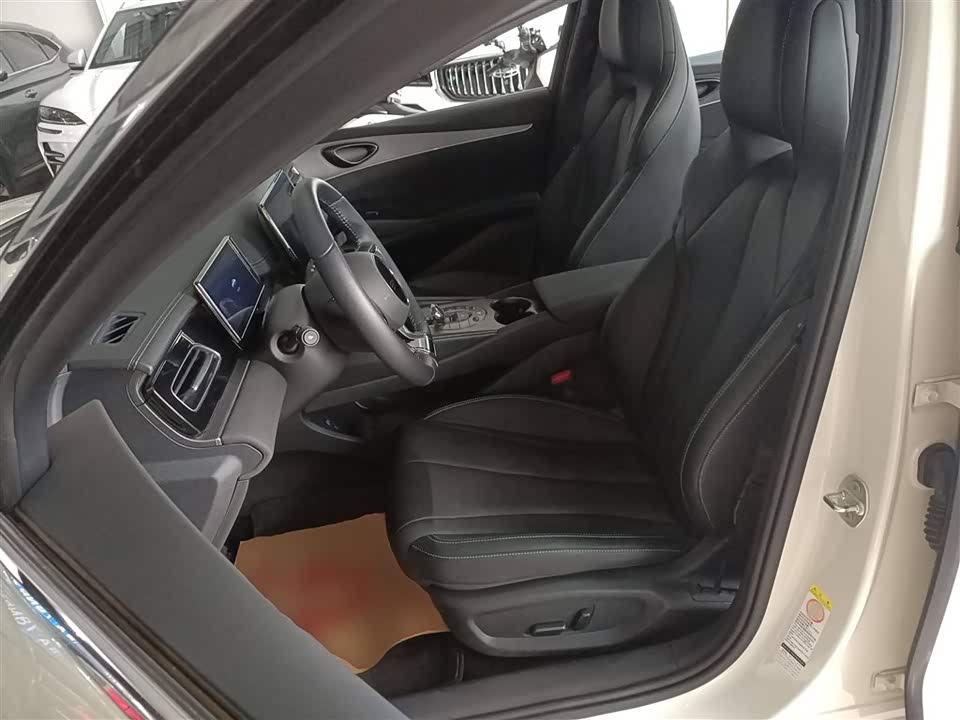 BYD Seal 06