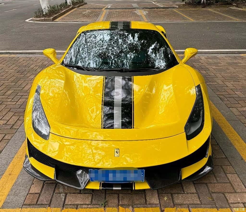 Ferrari 488, 2017 2
