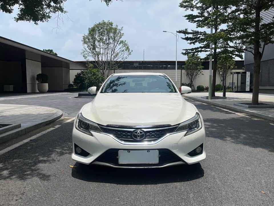 Toyota Reiz Toyota Reiz