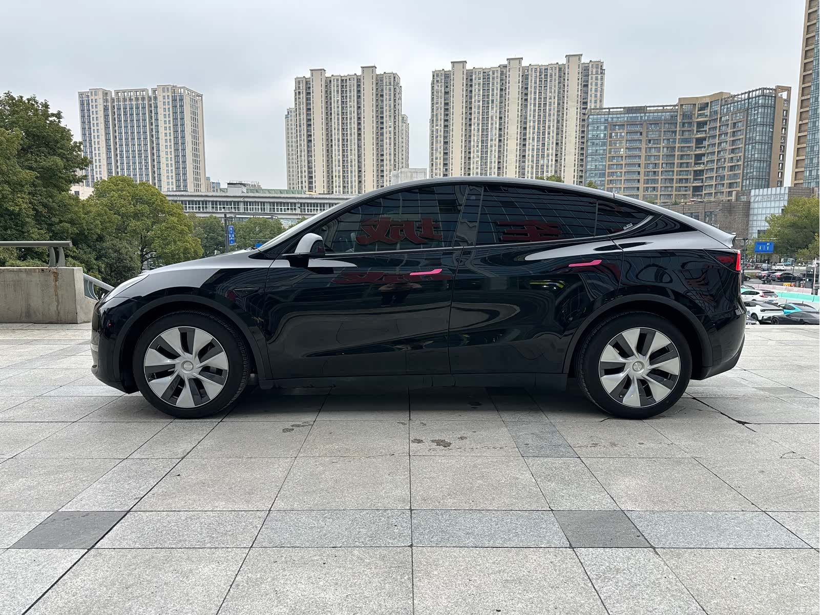 Tesla Model Y, 2021 11