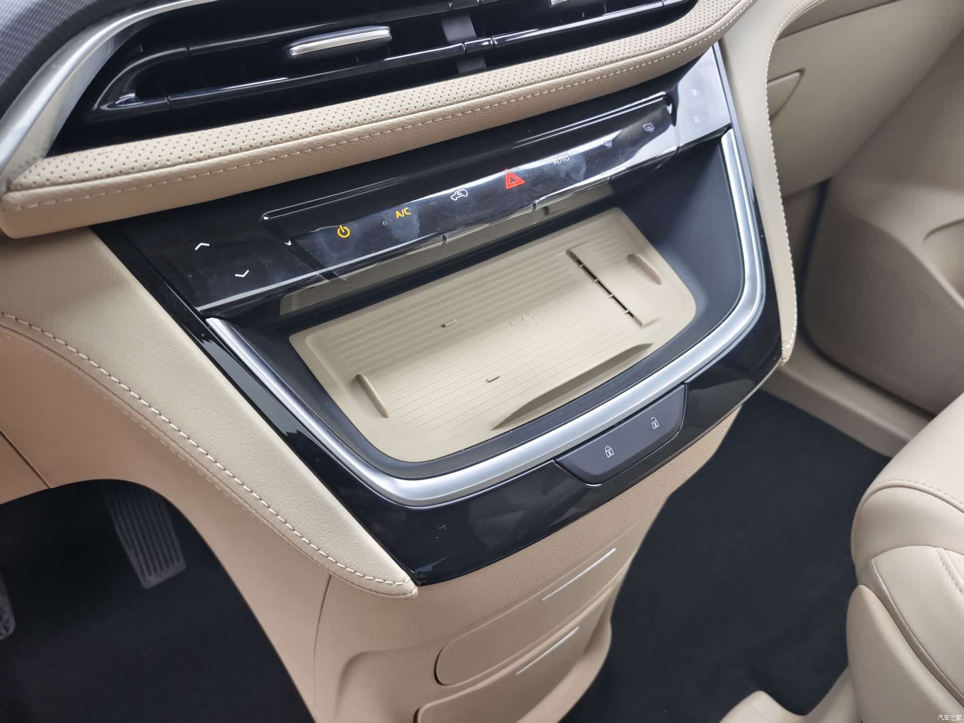 Buick GL8, 2025 13