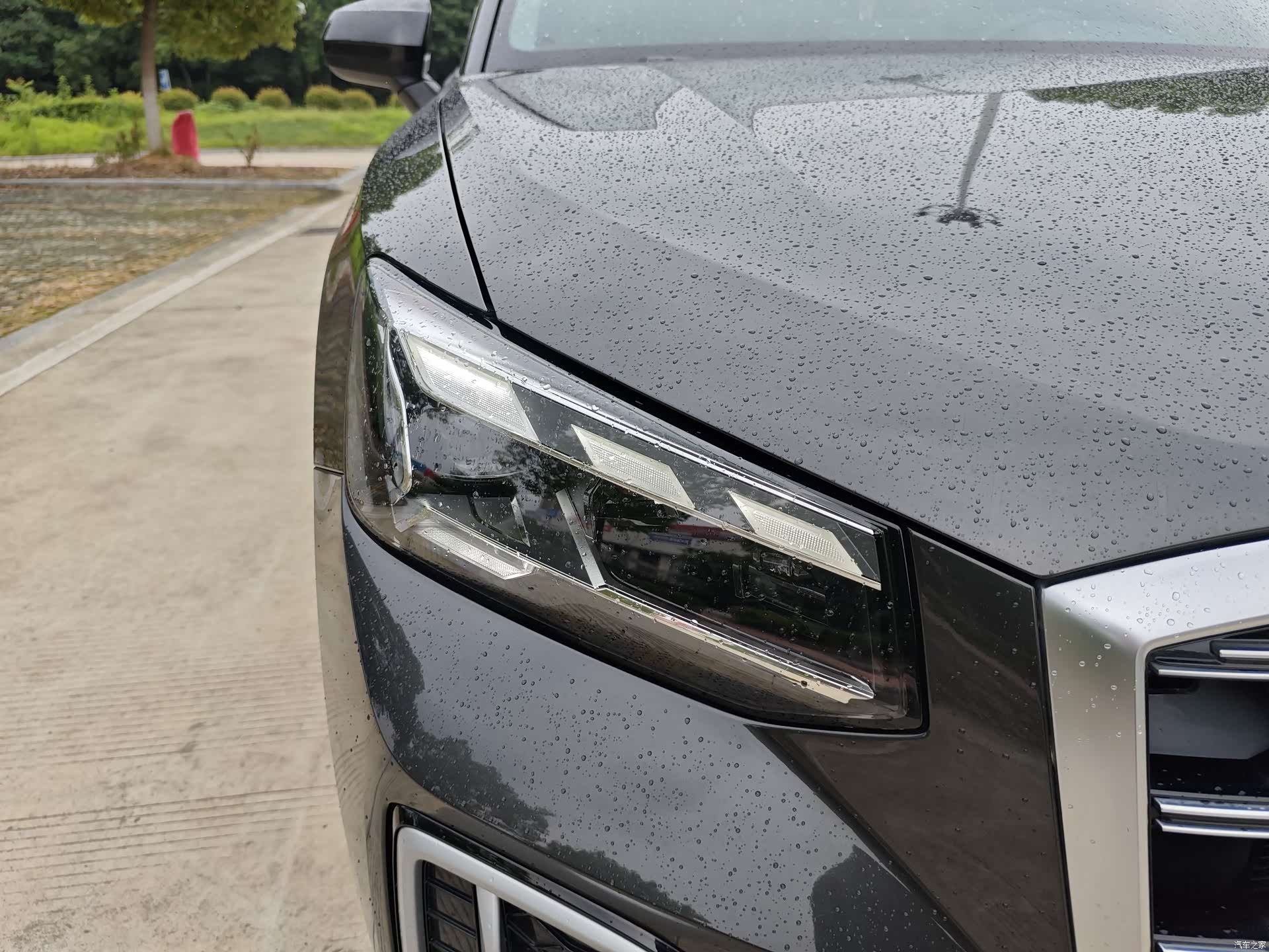 Audi Q2L, 2023 10