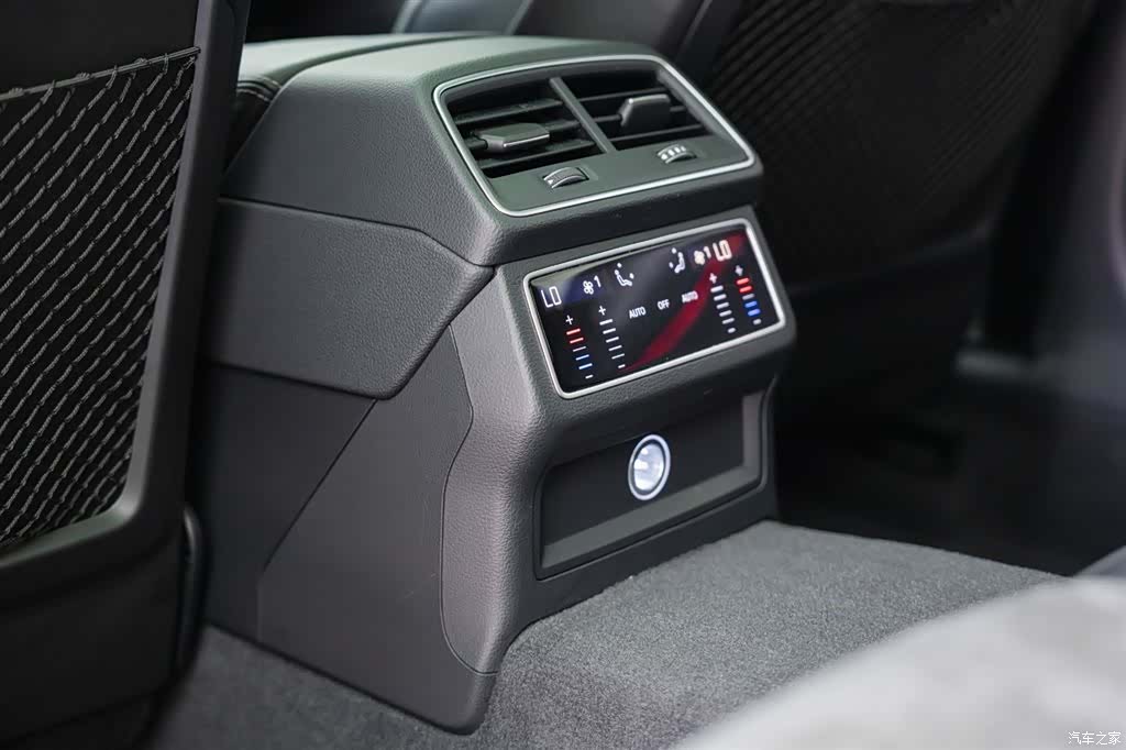Audi A6L, 2020 16