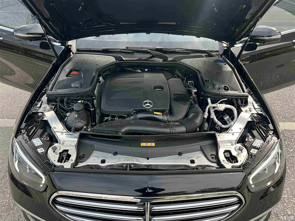 Mercedes-Benz E-Class, 2022 30