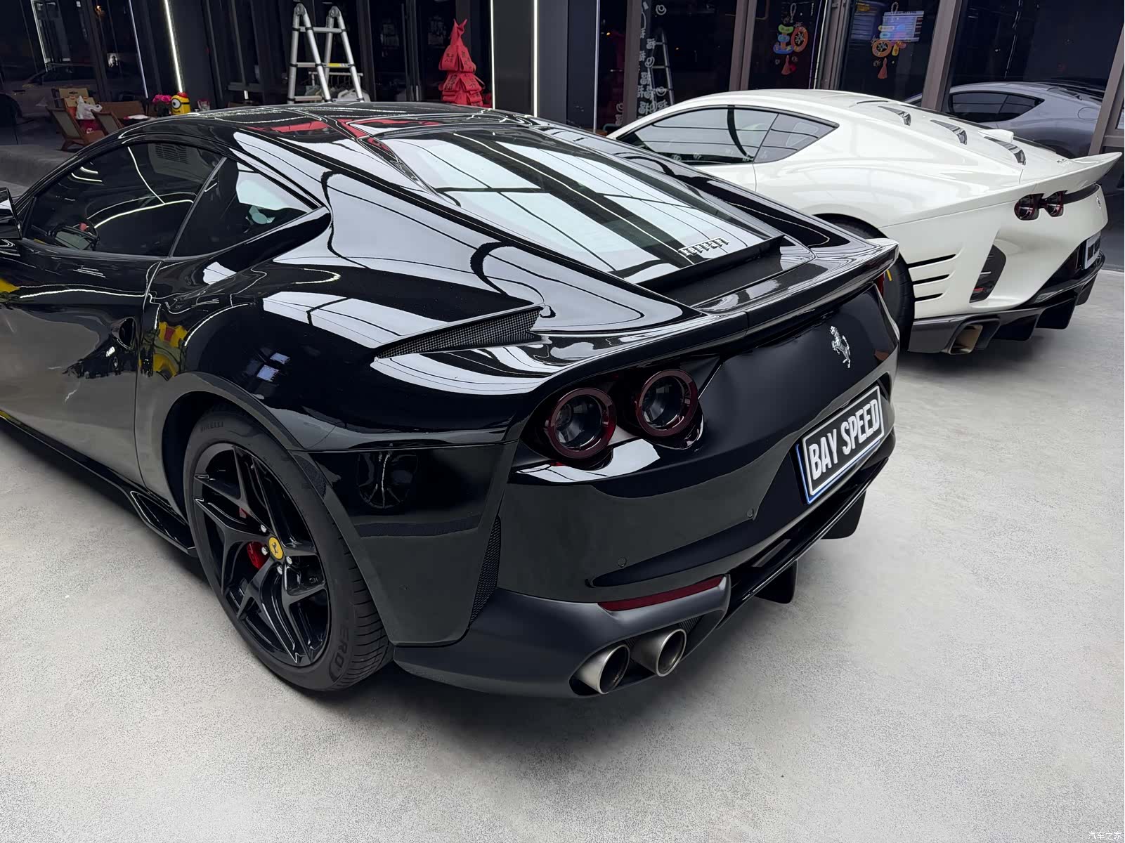 Ferrari 812, 2017 15