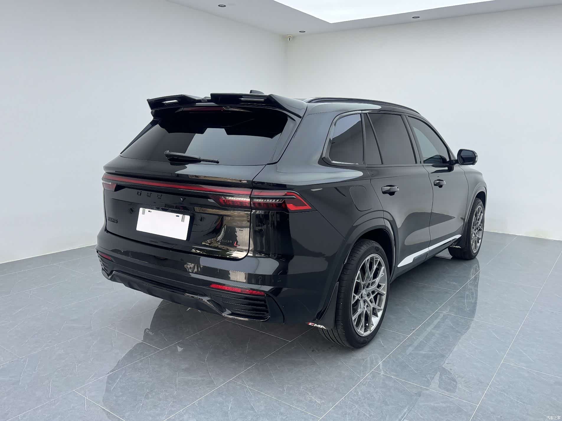 Geely Xingyue L, 2025 17