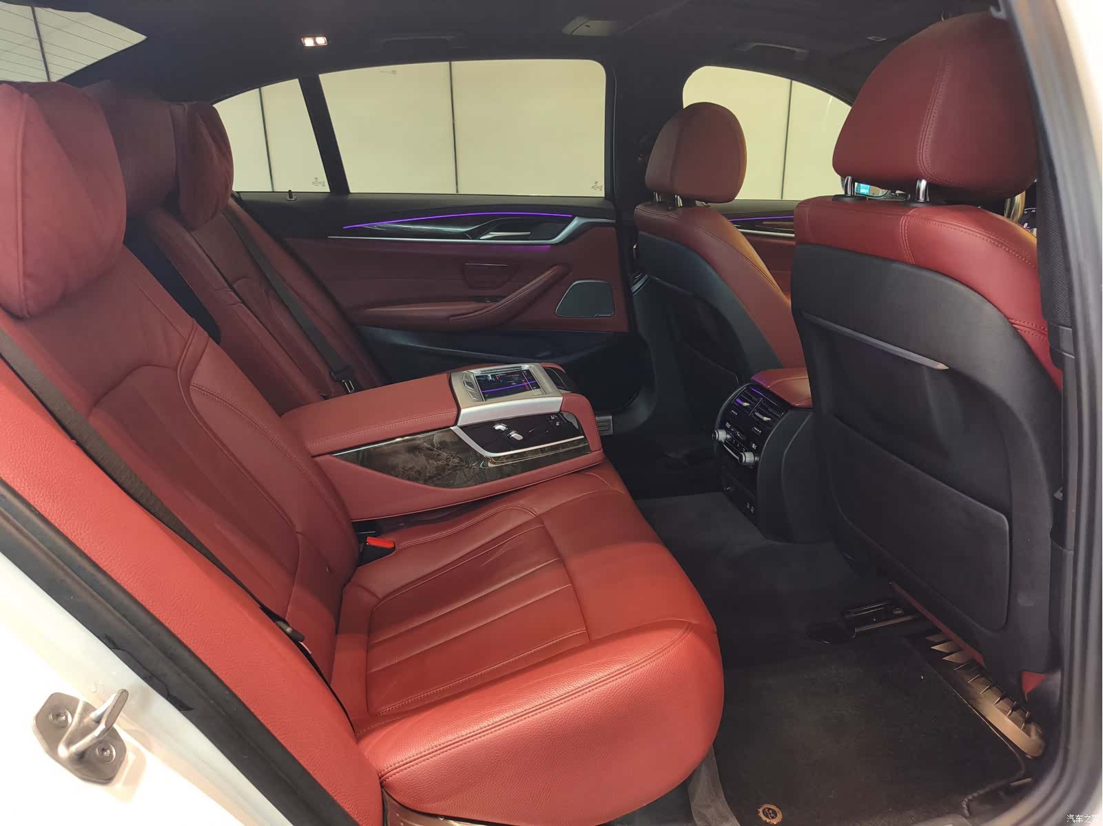 BMW 5 Series, 2020 9
