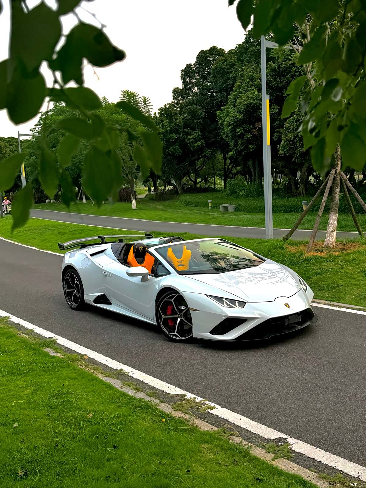 Lamborghini Huracán, 2020 3