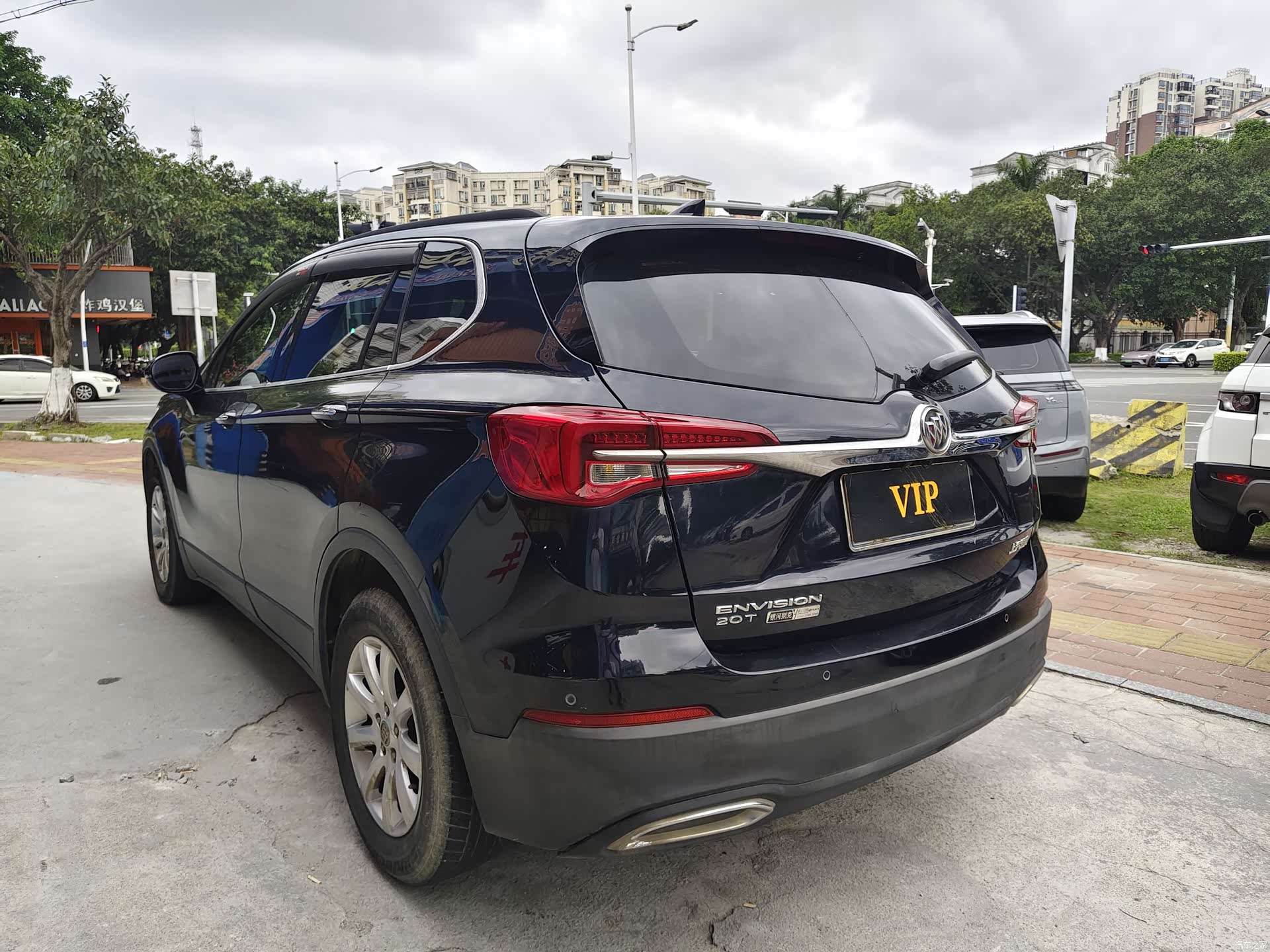 Buick Envision Plus, 2020 все фото