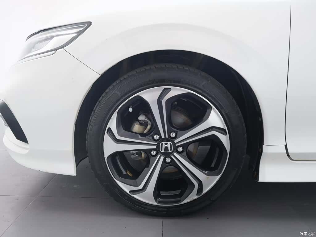 Honda Jade, 2017 17