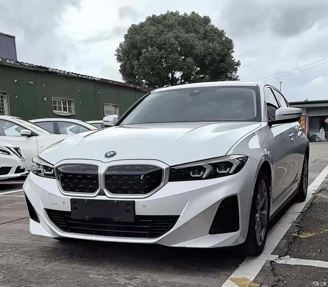BMW i3, 2023 1