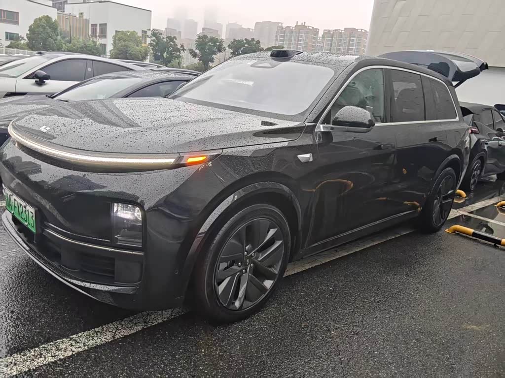 Li Auto L9
