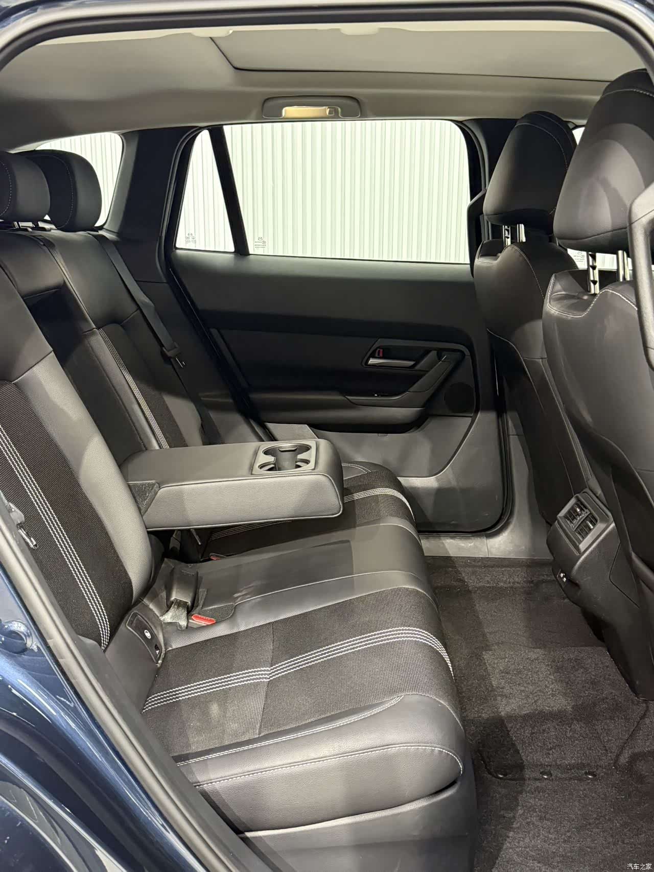 Mazda CX-50, 2024 11