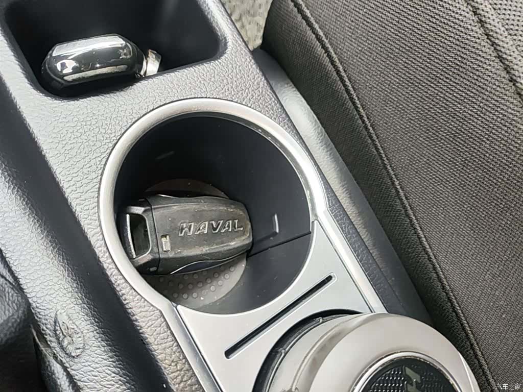 Haval M6, 2017 9