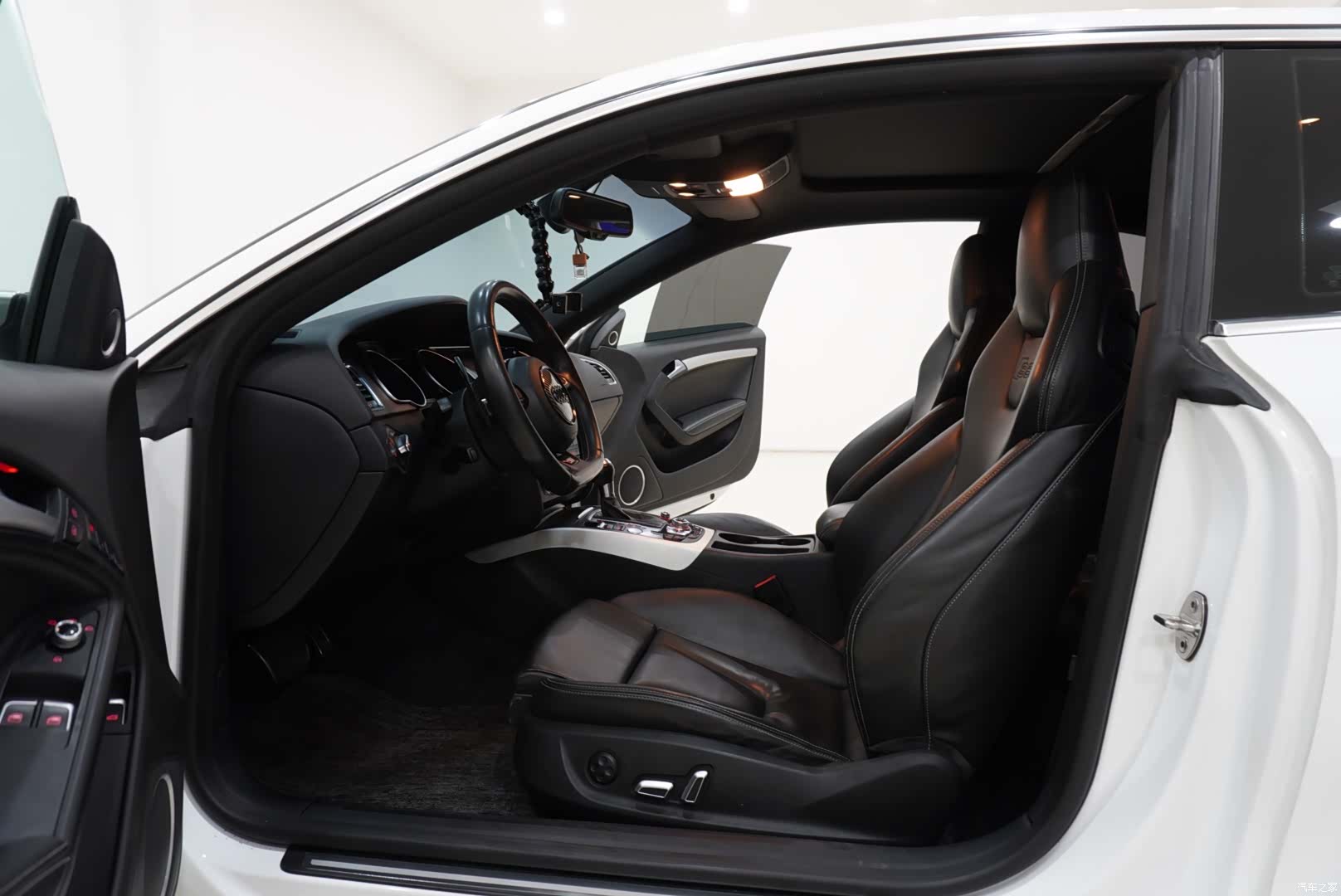 Audi S5, 2012 8
