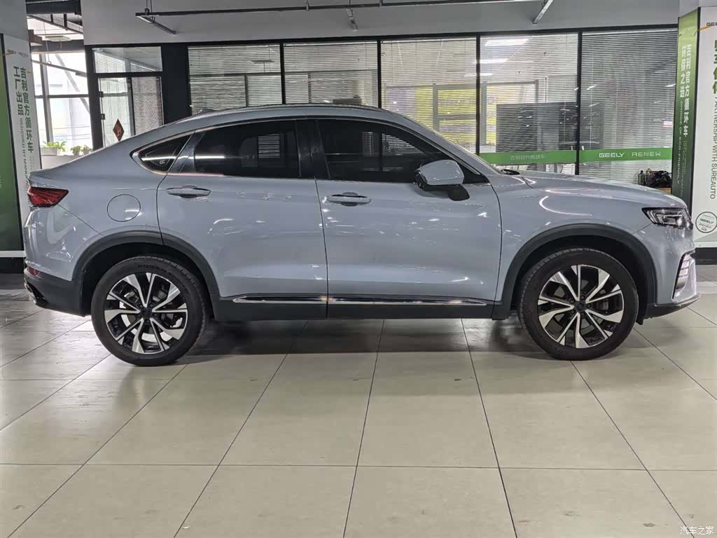 Geely Xingyue, 2022 4