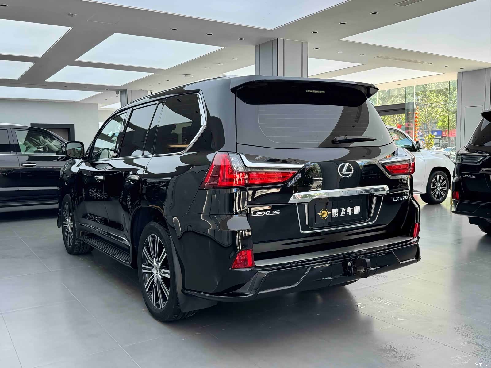 Lexus LX, 2019 21