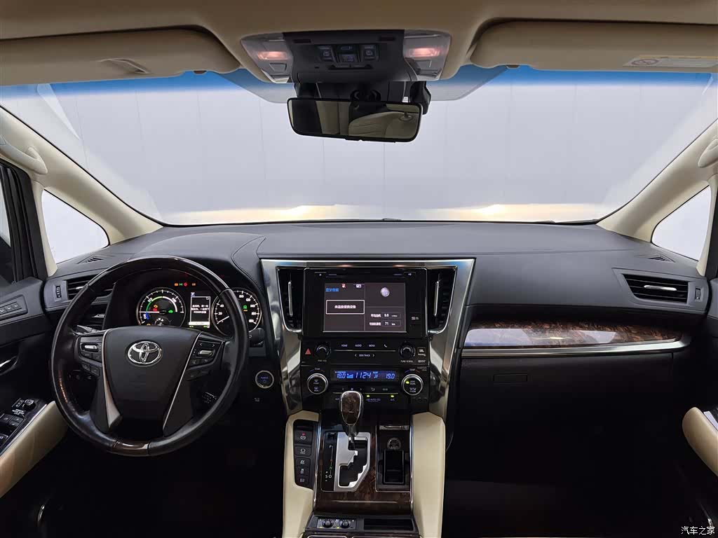 Toyota Alphard, 2020 14