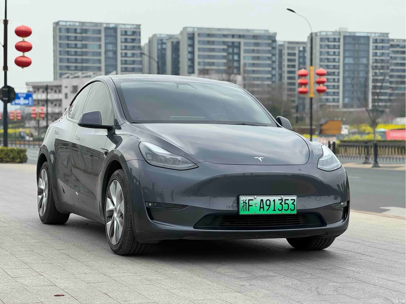 Tesla Model Y, 2021 3
