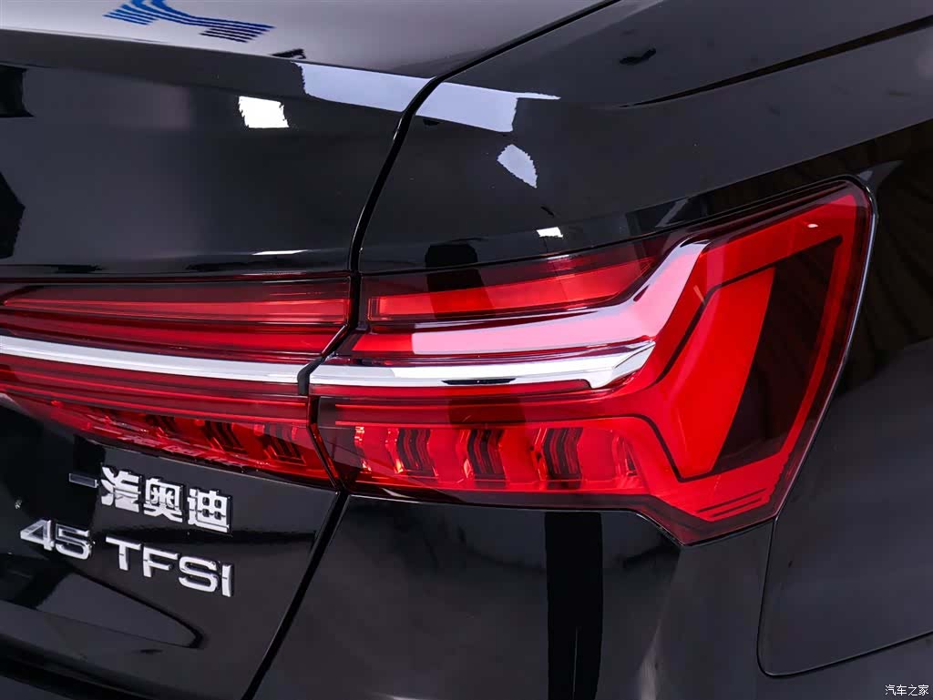 Audi A6L, 2021 9