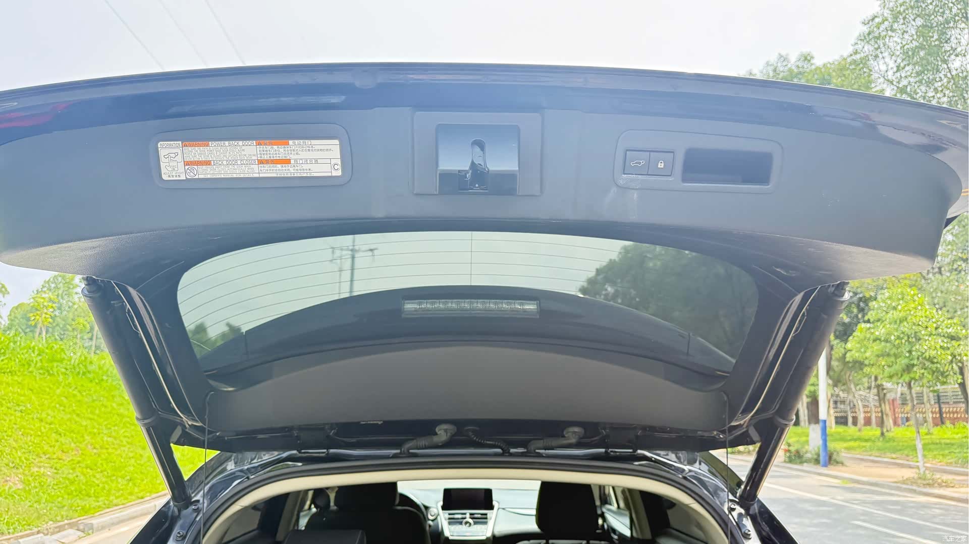 Lexus NX, 2021 22