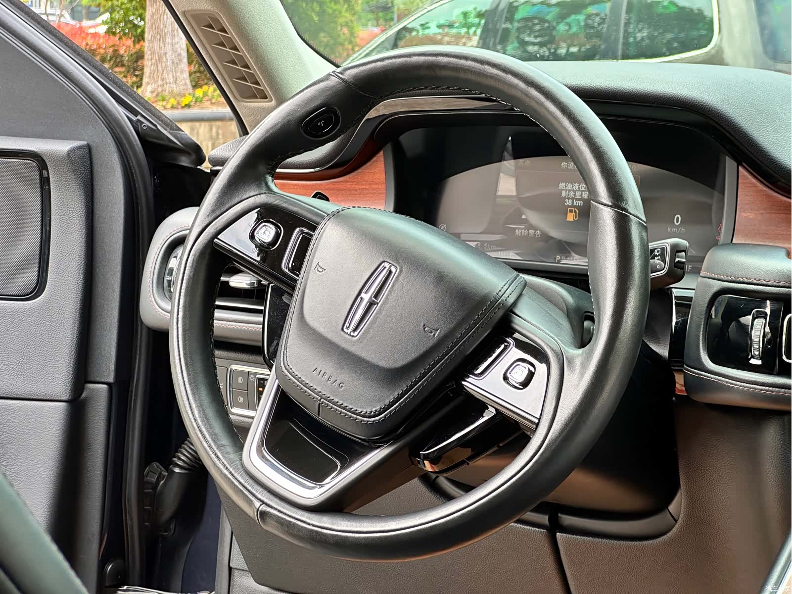 Lincoln Aviator, 2021 22