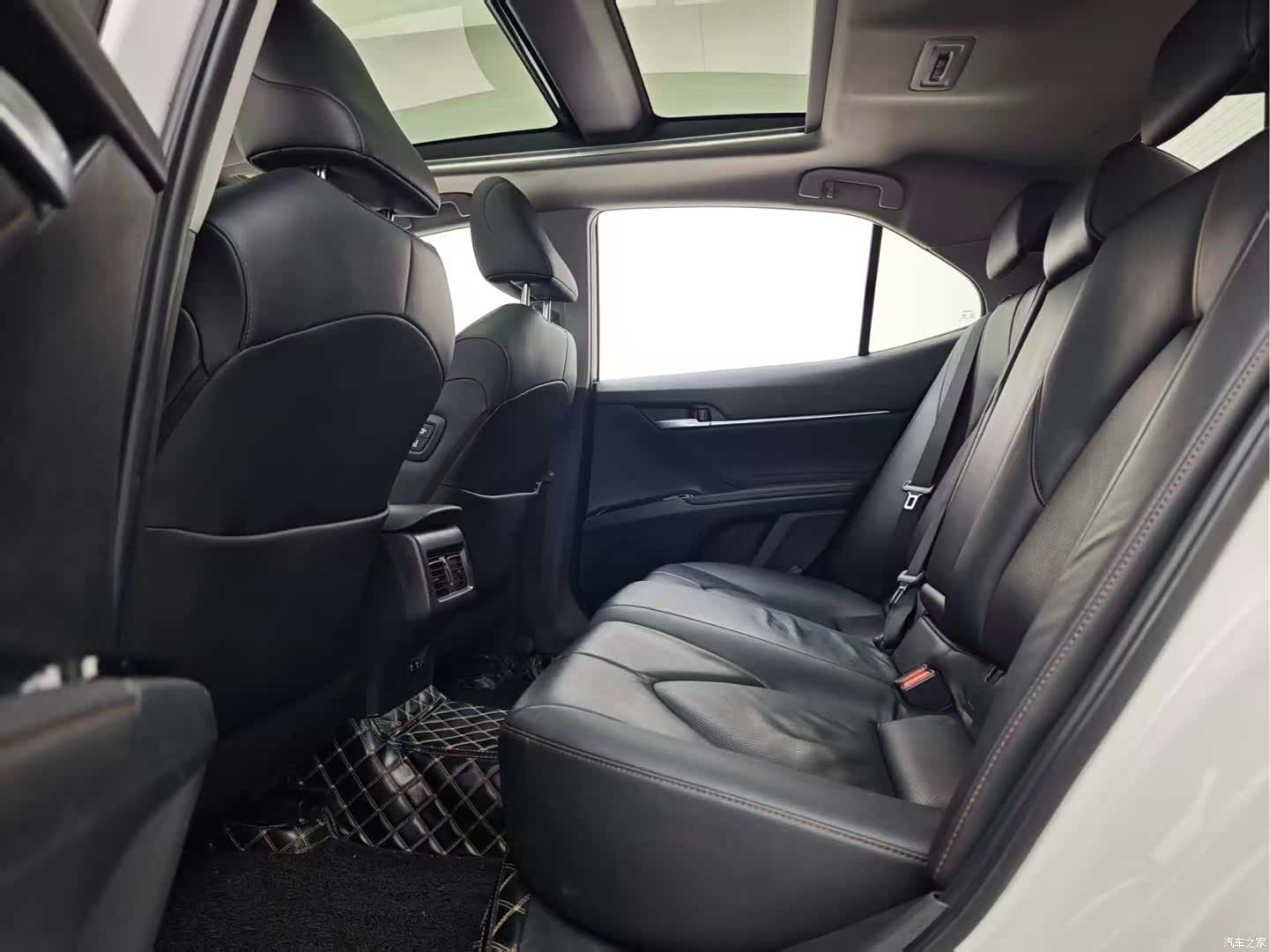 Toyota Camry, 2018 7