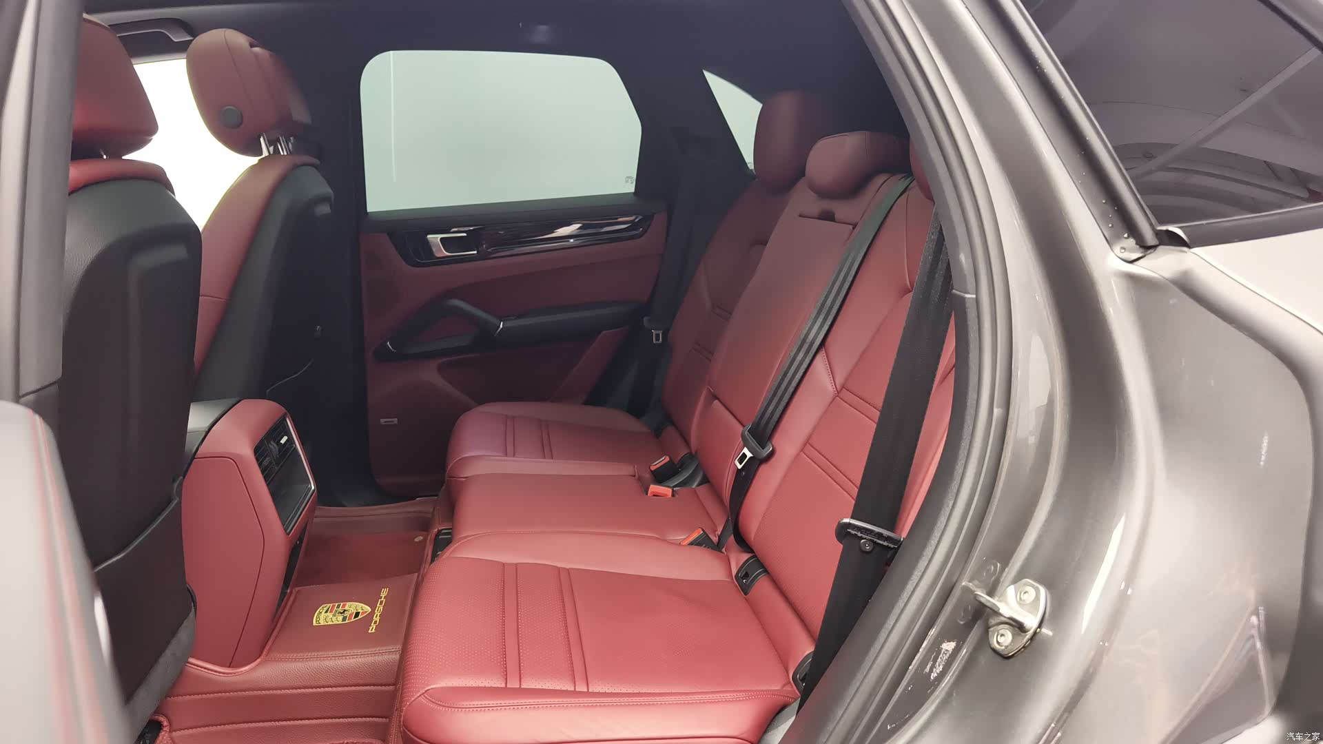 Porsche Cayenne, 2019 16