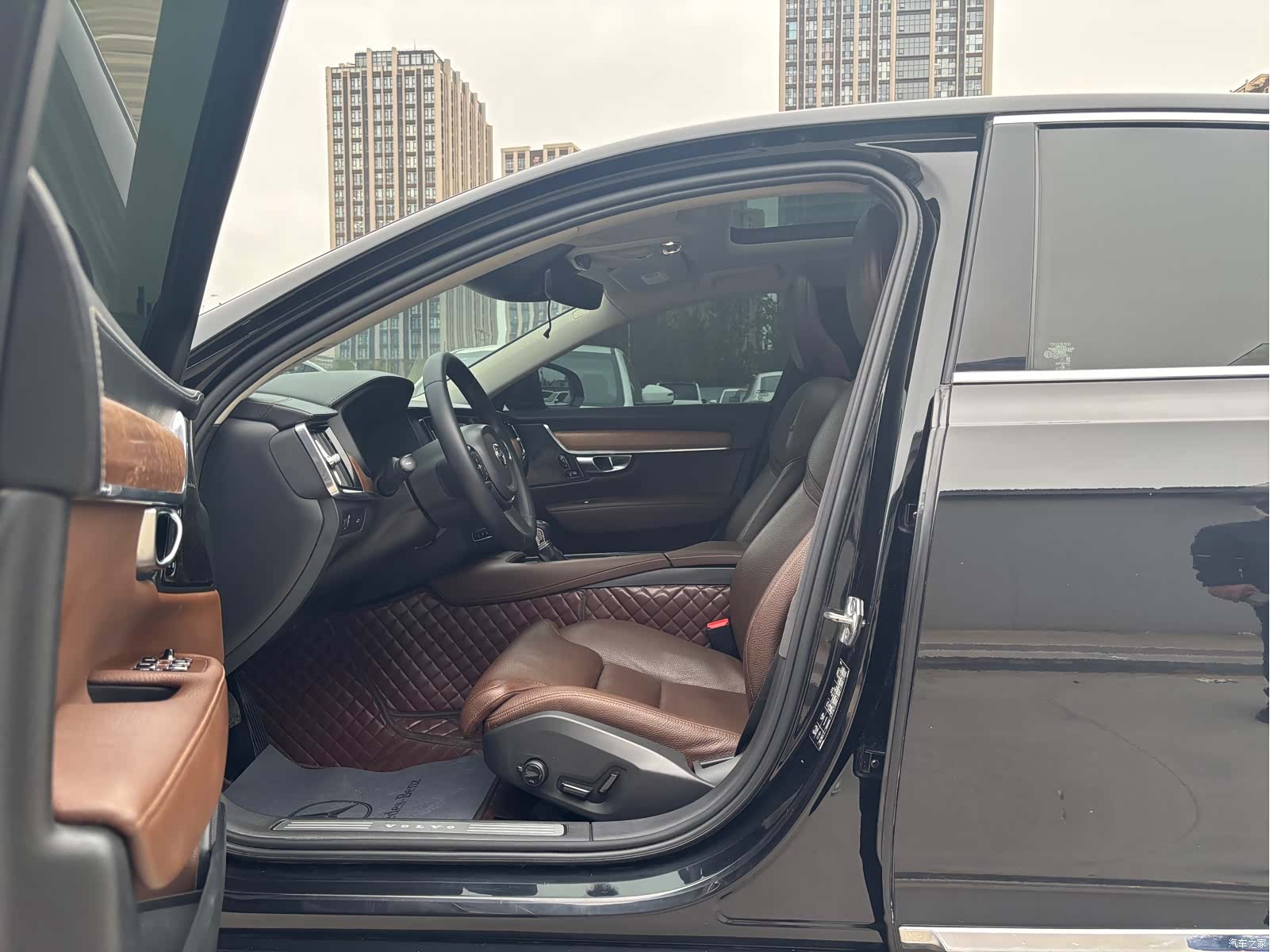 Volvo S90, 2020 4