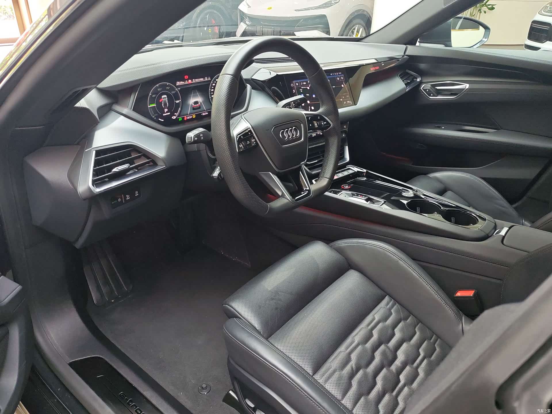 Audi e-tron, 2024 15