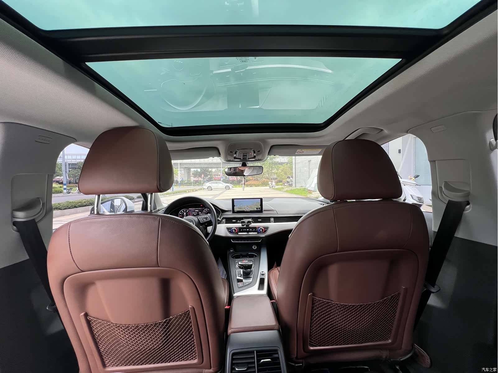 Audi A4L, 2019 14