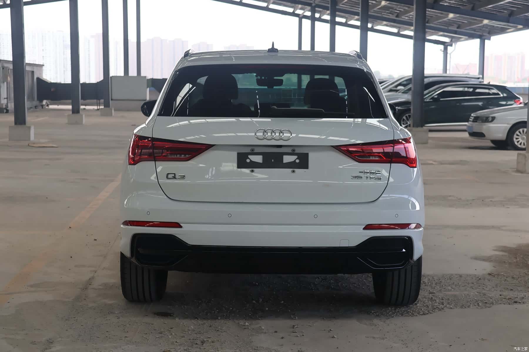 Audi Q3, 2022 6