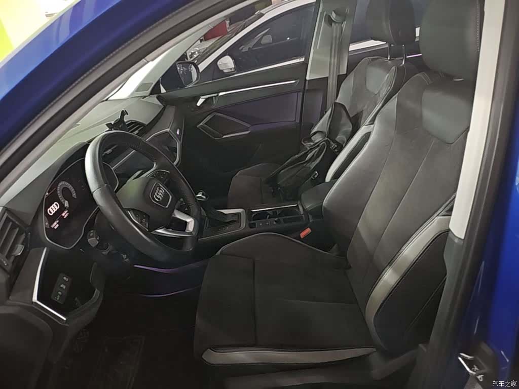 Audi Q3, 2019 15