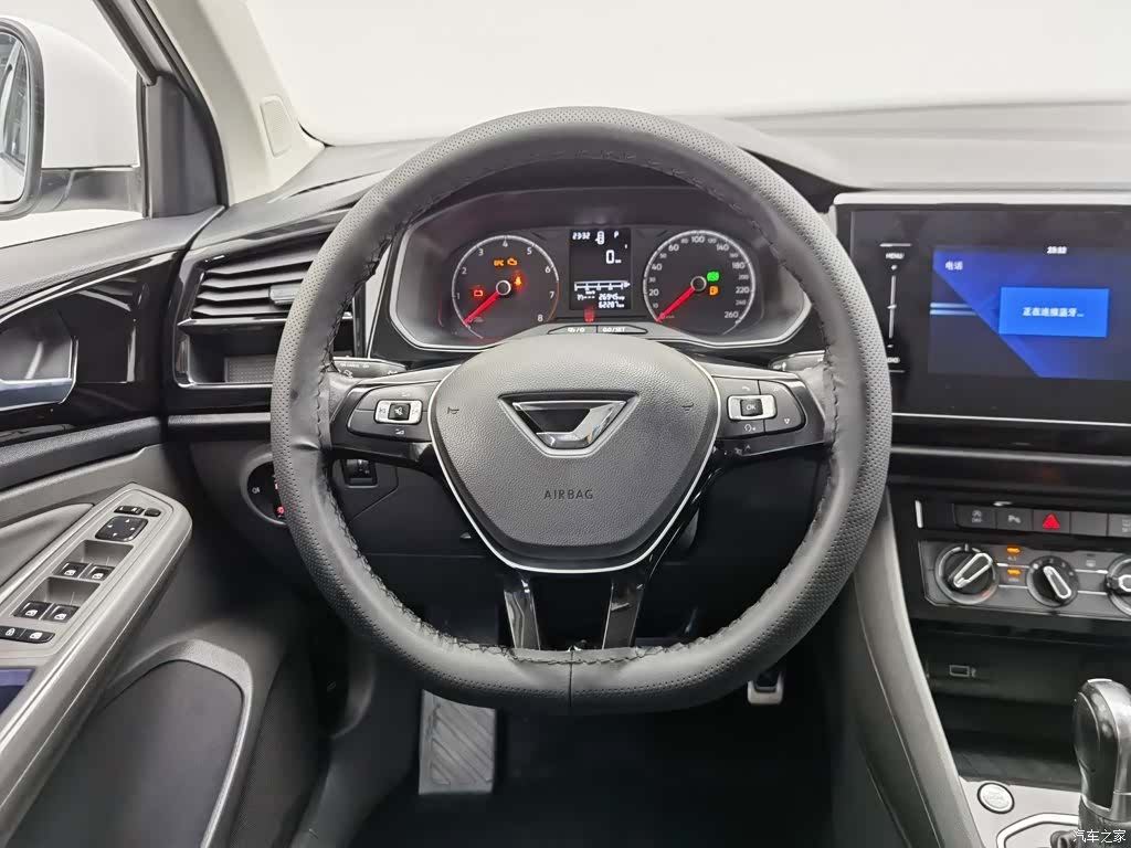 Volkswagen VS5, 2019 11