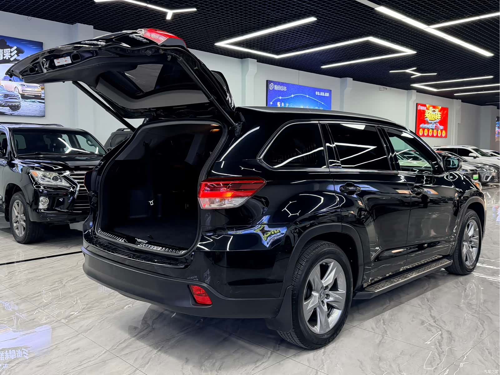 Toyota Highlander, 2019 все фото