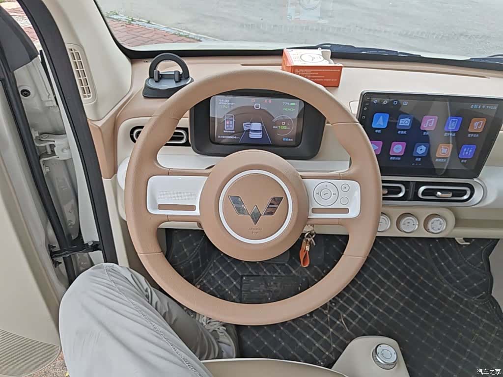 Wuling MINIEV, 2025 11