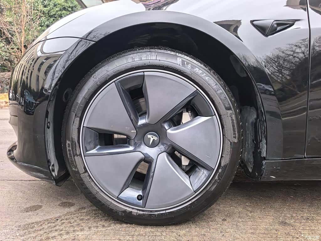 Tesla Model 3, 2023 15